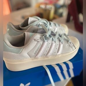 Adidas Superstar bonega platform baby blue